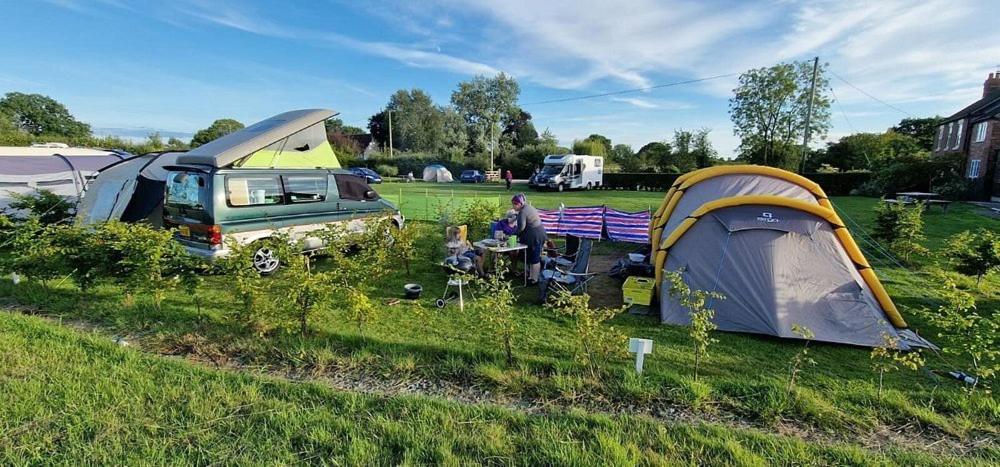 Вілла Glamping Tent At Abbey Green Farm Вітчерч Екстер'єр фото